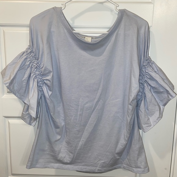 H&M Tops - H&M shirt with cinched sleeves.